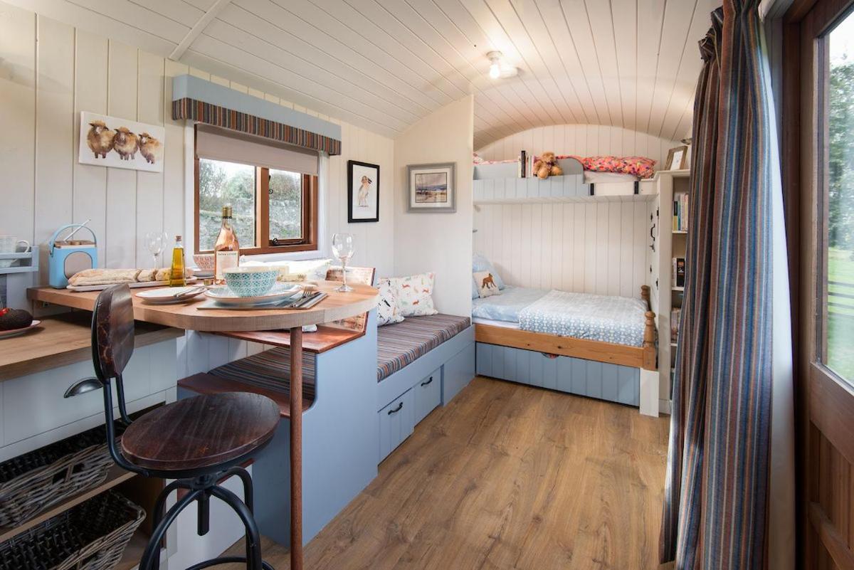 Cow Parsley Shepherd'S Hut Berwick Upon Tweed Zewnętrze zdjęcie
